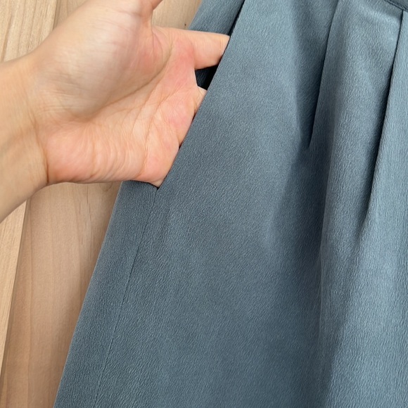 Silk two piece set, cropped jacket high waisted pants embroidery details, size 4 - Picture 8 of 9